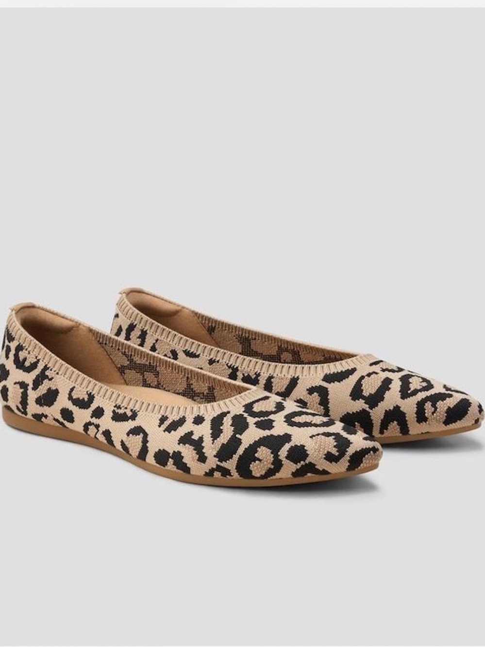 VIVAIA Aria 5º Pointed-Toe Knit Flats - Picture 4 of 15